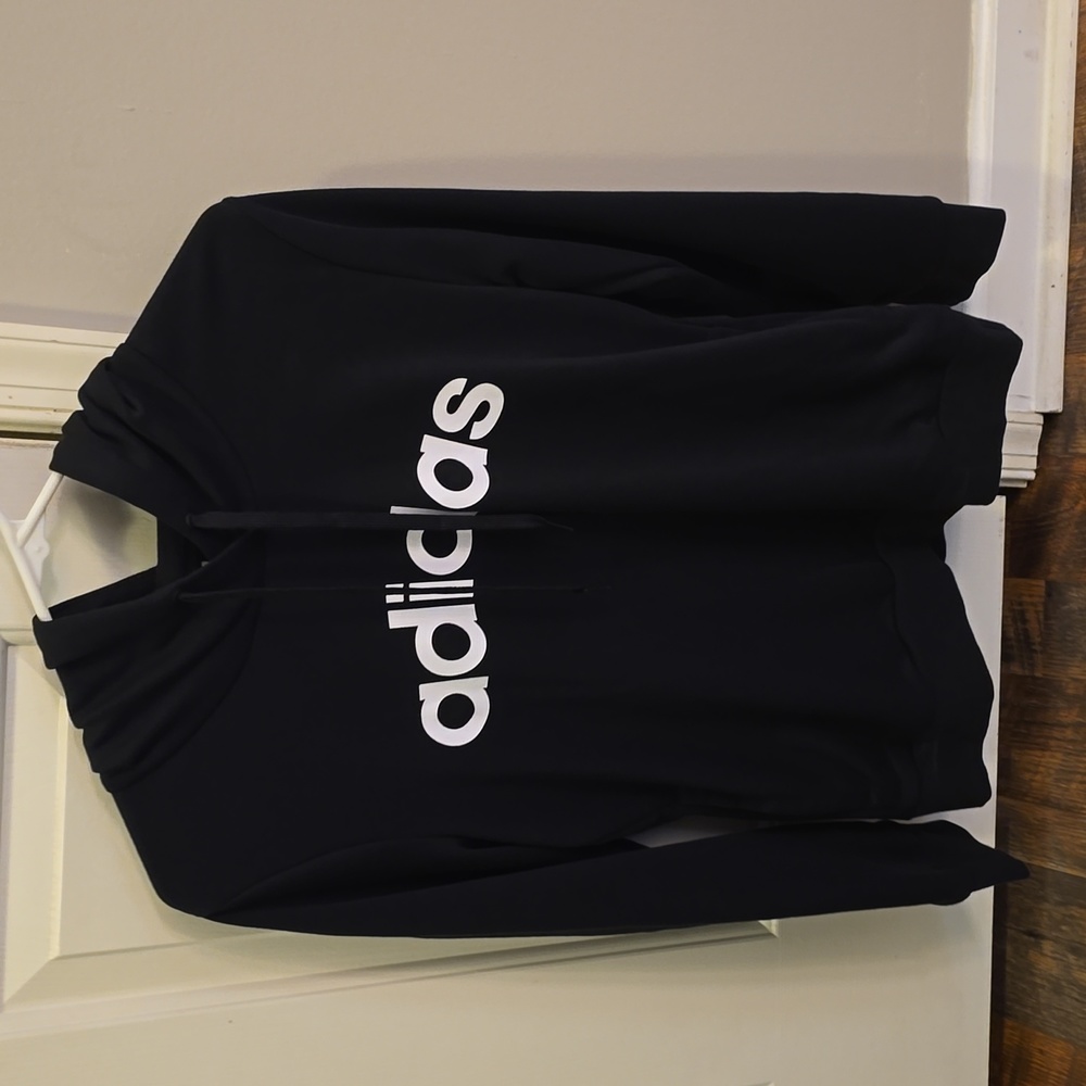 Adidas Sweatshirt (Size M)
